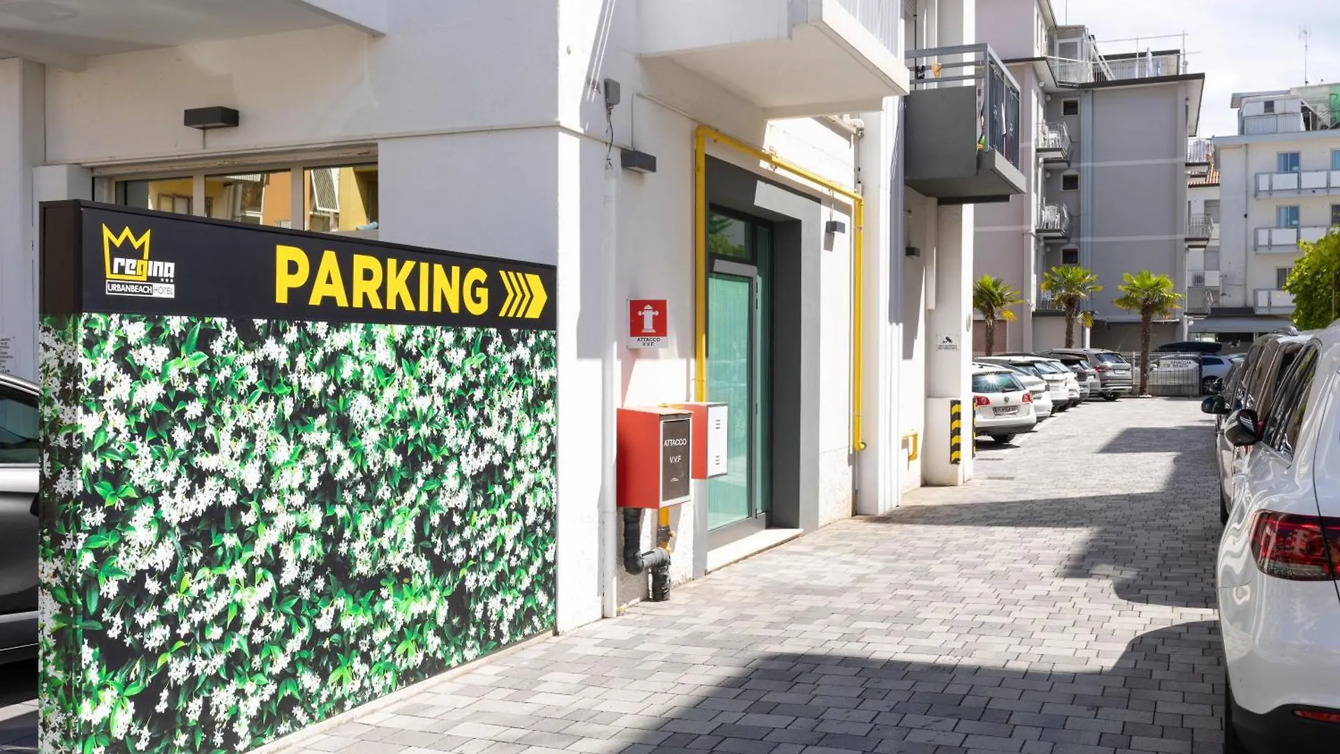 Regina Urban Beach Hotel Lido di Jesolo 3*,