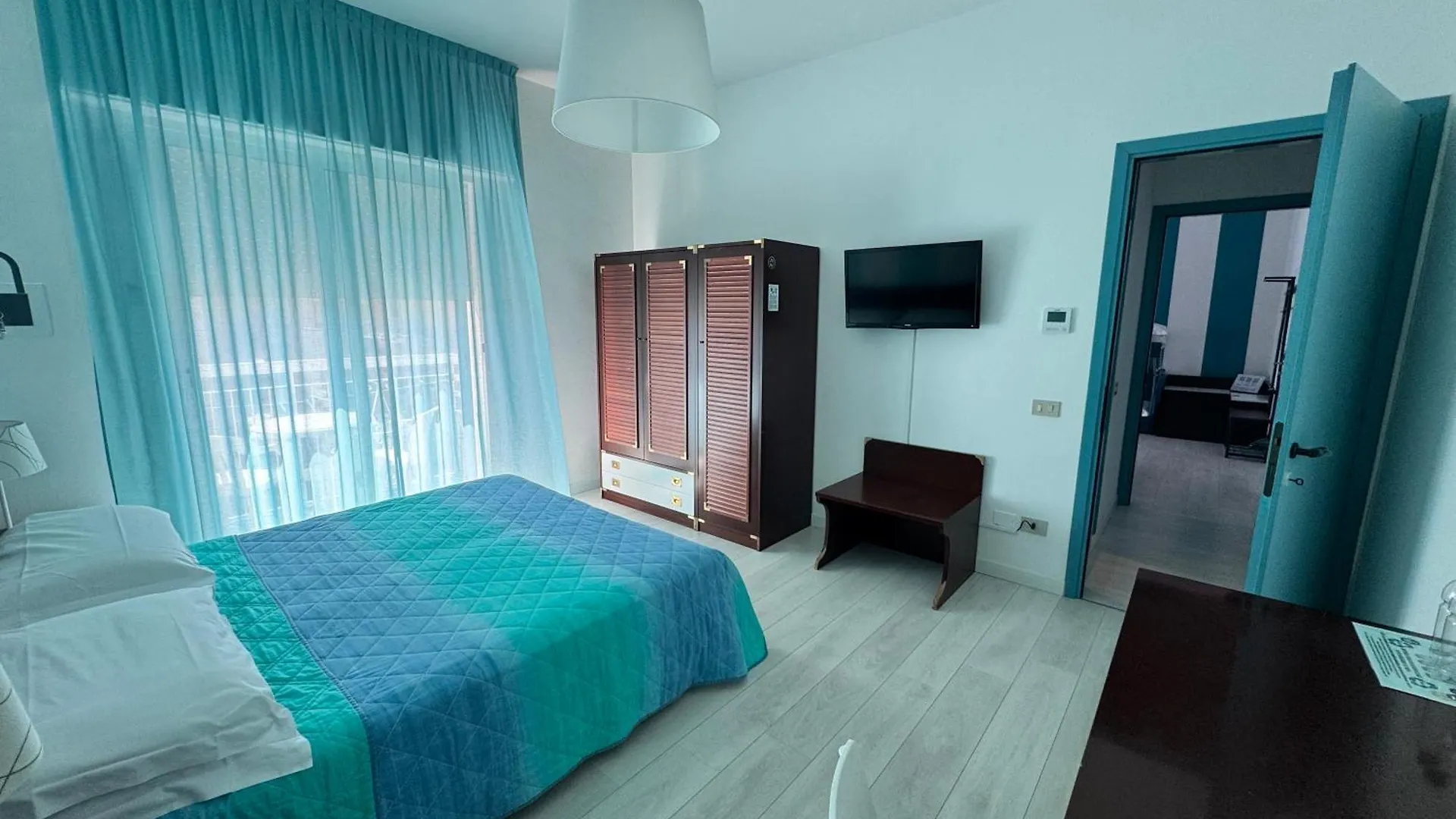 Regina Urban Beach Hotel Lido di Jesolo 3*,  Italien